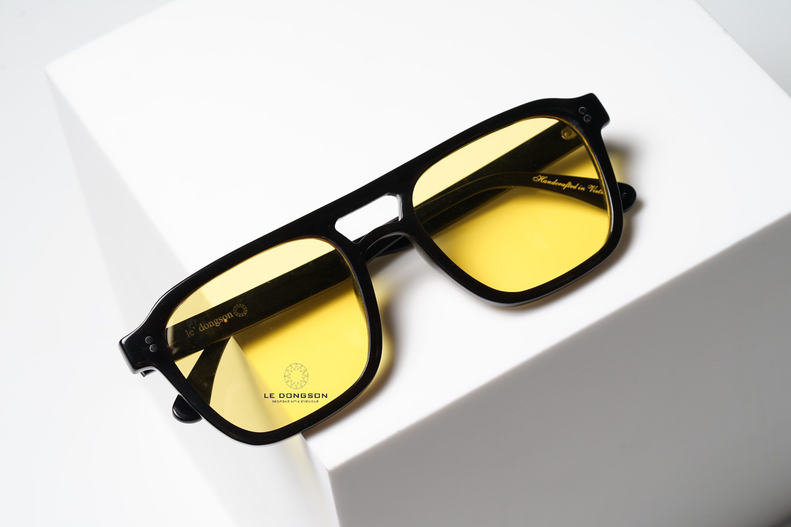 LDS0021 - Black Shine - Yellow Lens