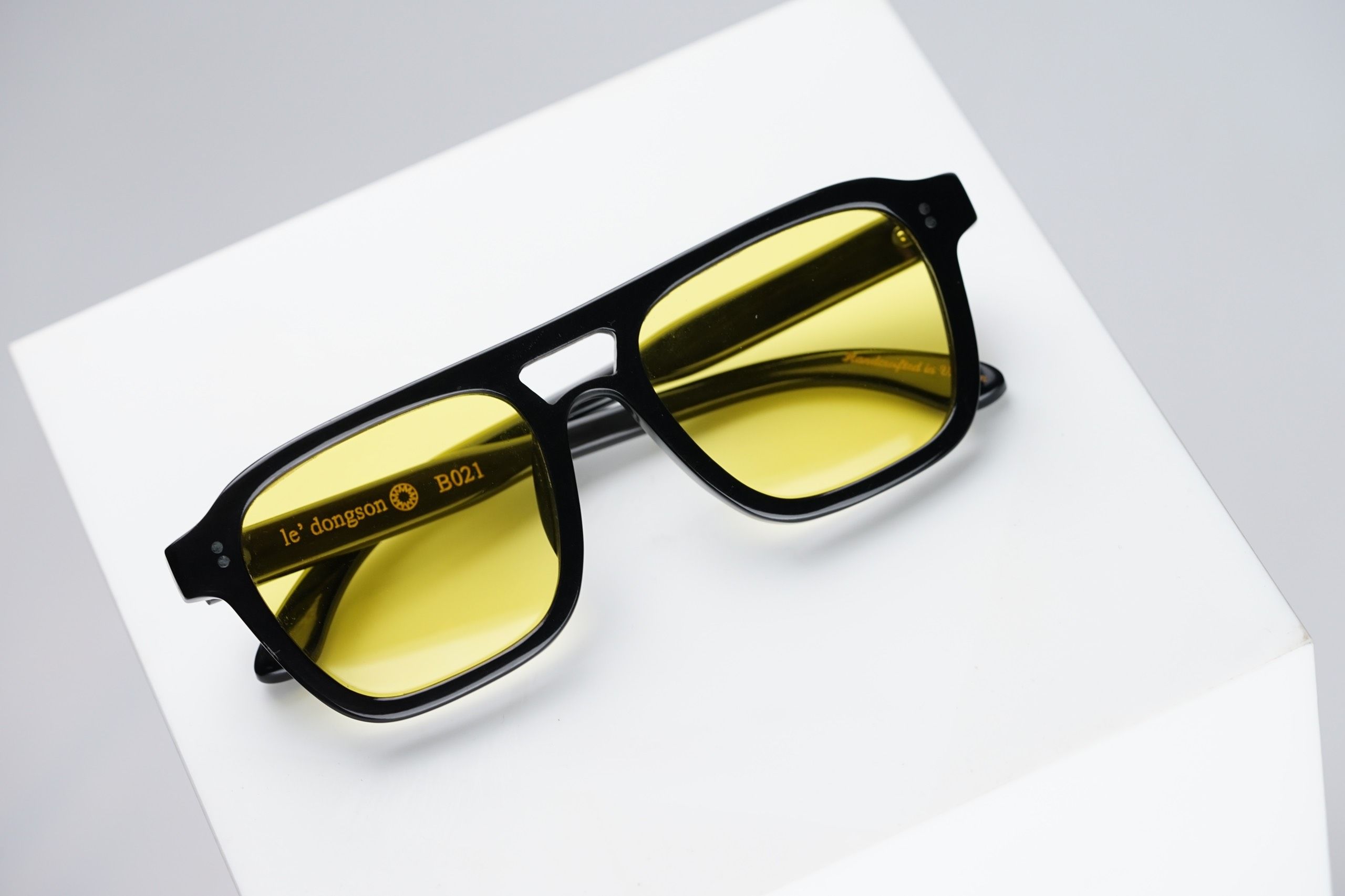 LDS - B021 Black Shine - Yellow Lens