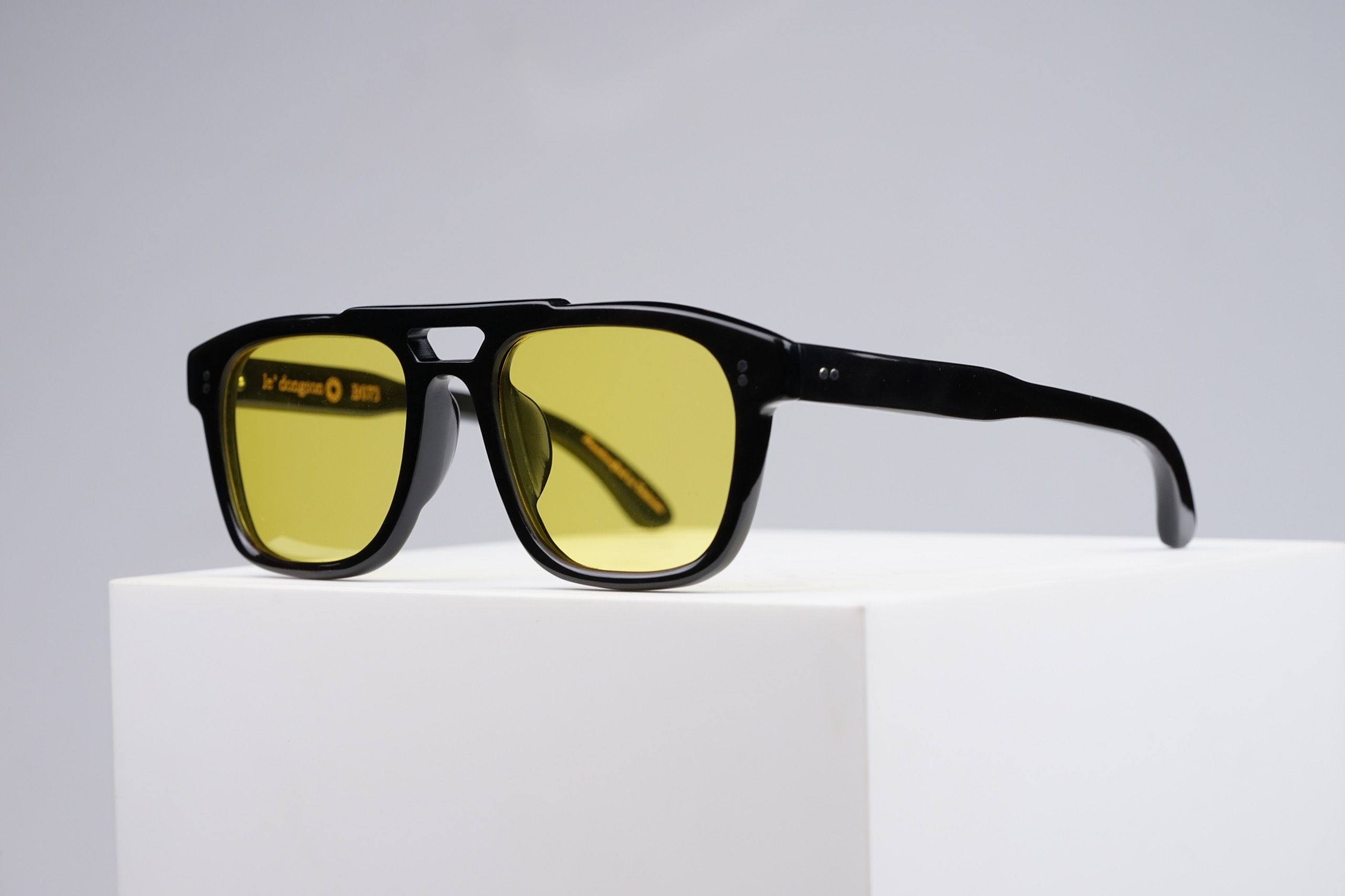 LDS - B073 Black Shine - Yellow Lens