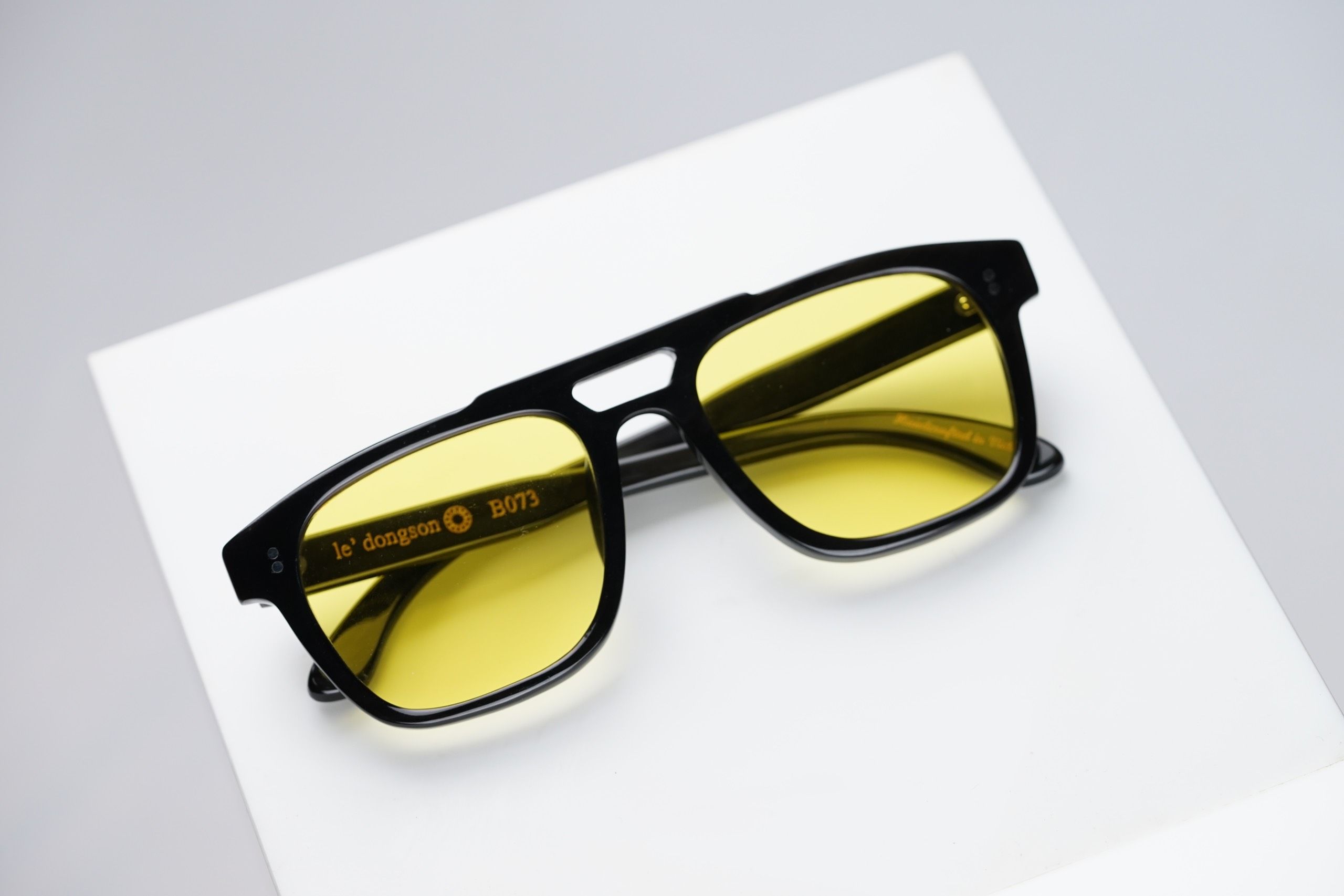 LDS - B073 Black Shine - Yellow Lens