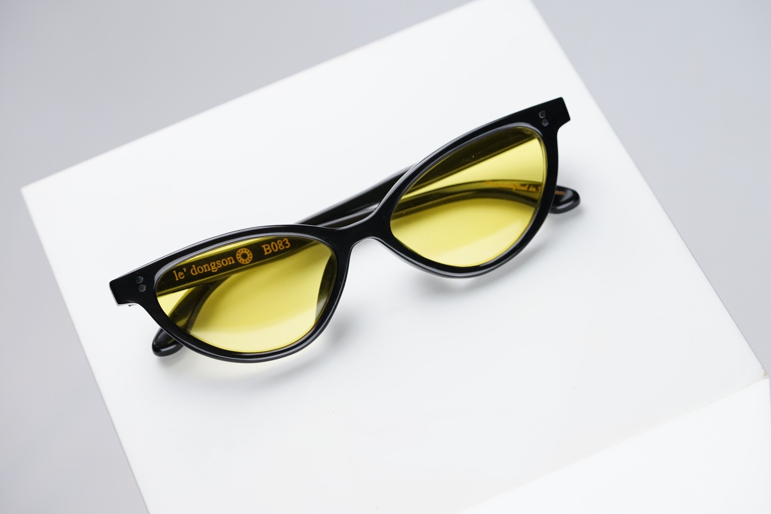 LDS - B083 Black Shine - Yellow Lens