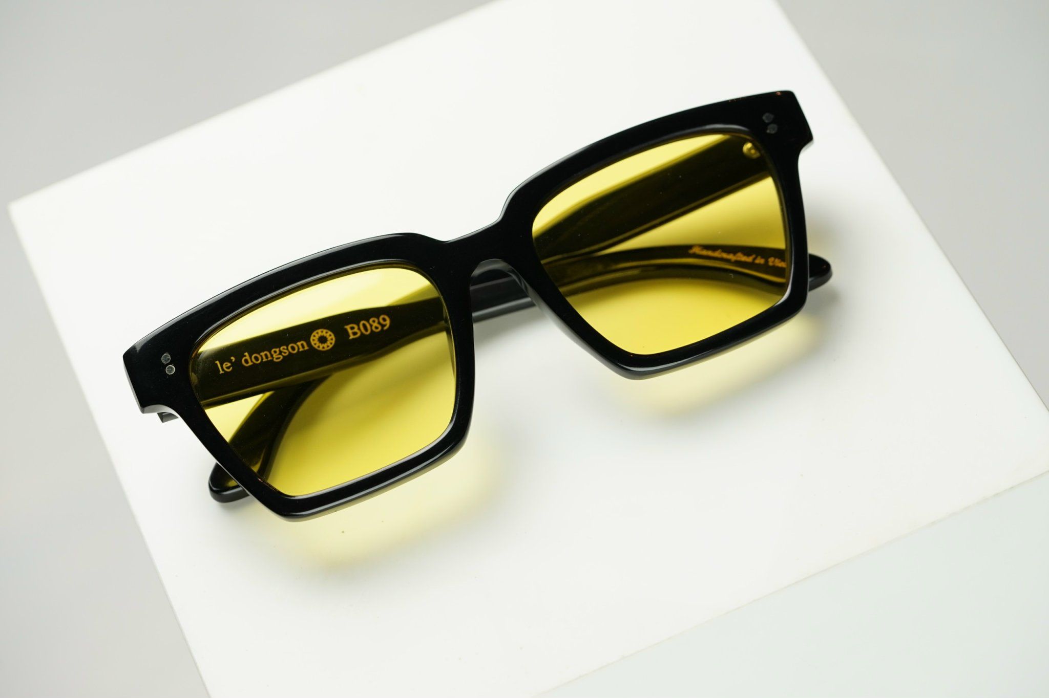 LDS - B089 Black Shine - Yellow Lens